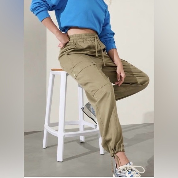 ATHLETA Women’s Celestial High Rise Breathable Utility Pants Olive Green Size S - Picture 4 of 11
